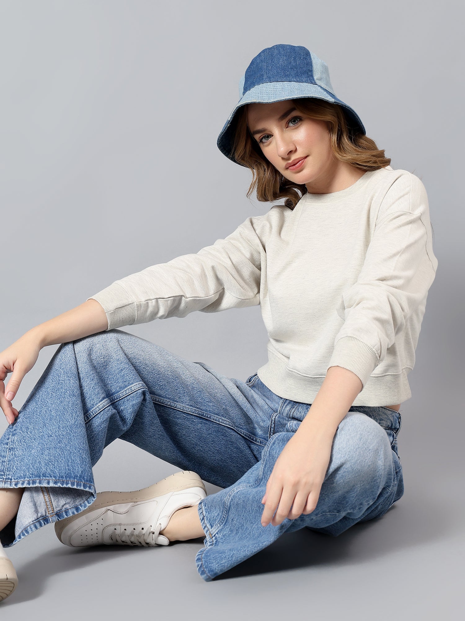 LOOSE FIT SWEATSHIRTS